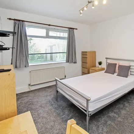 Image 8 - 58 Newport View, Leeds, LS6 3BX, United Kingdom - Duplex for rent