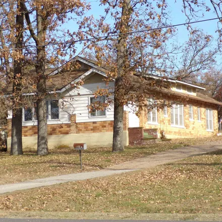 Buy this 3 bed house on 850 East Main Street in Willow Springs, Howell County