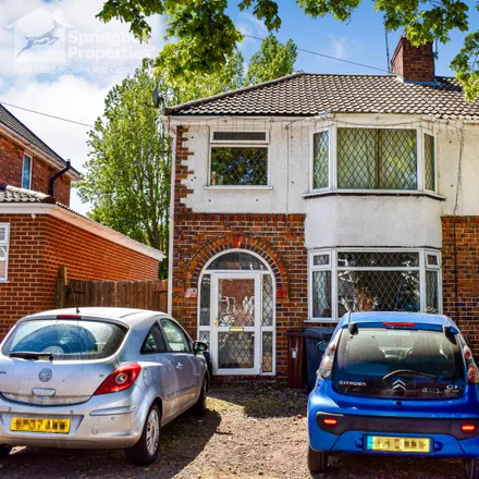 Buy this 3 bed duplex on Wynchcombe Avenue