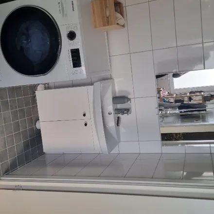 Image 2 - Hyppingeplan, 163 61 Stockholm, Sweden - Apartment for rent