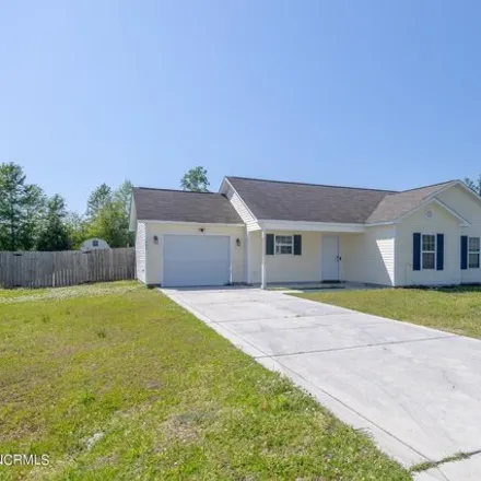 Image 3 - 415 Midnight Drive, Petersburg, Onslow County, NC 28574, USA - House for sale