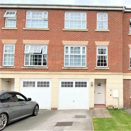 Buy this 3 bed townhouse on Woodhouse Close in Worksop, Nottinghamshire