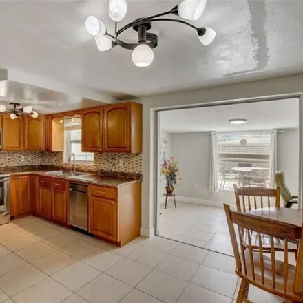 Image 9 - 7436 Coventry Drive, Bayonet Point, FL 34668, USA - House for sale