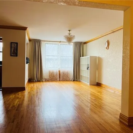 Image 4 - 3060 Ocean Ave Apt 2U, Brooklyn, New York, 11235 - Apartment for sale