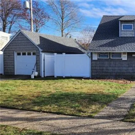 Buy this 5 bed house on 3130 Euston Lane in Levittown, NY 11756