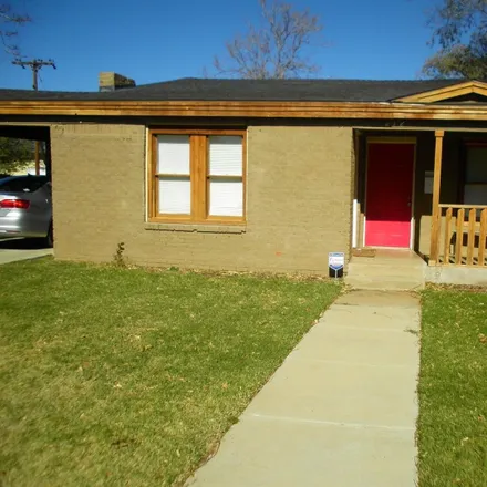 Rent this 3 bed house on 2116 20th Street in Lubbock, TX 79411