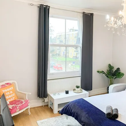 Image 7 - London, E8 1JH, United Kingdom - Apartment for rent