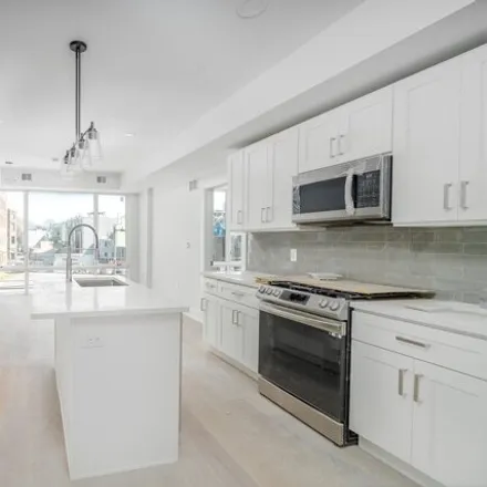 Image 3 - Just Cravings, 946 North 2nd Street, Philadelphia, PA 19123, USA - Condo for sale