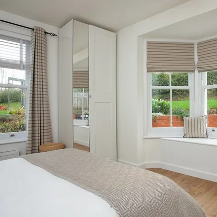 Rent this 3 bed duplex on Lympstone in EX8 5EU, United Kingdom