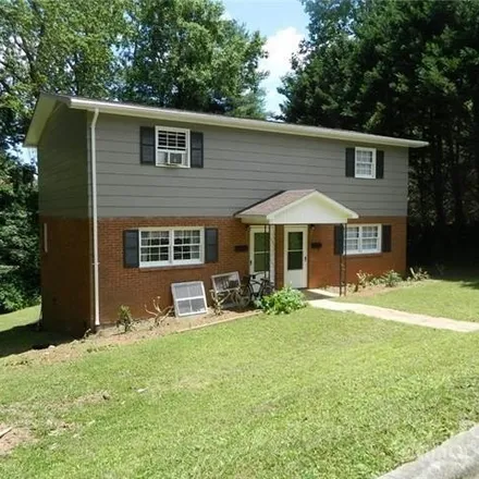 Rent this 2 bed house on 601 S Dale Ave Unit A in Newton, North Carolina
