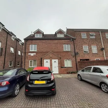 Rent this 2 bed room on Scaife Mews in York, YO31 8FH