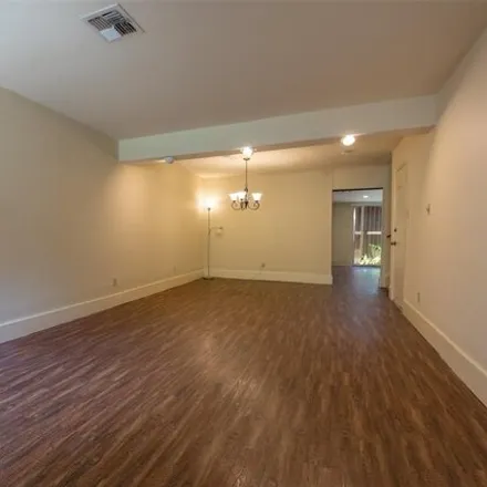Image 3 - 6328 North 1st Street, Bellaire, TX 77401, USA - House for rent
