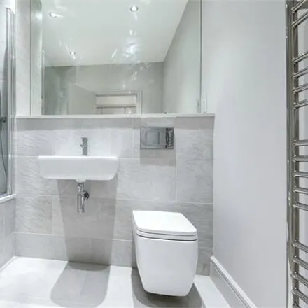 Image 5 - 20 Coverton Road, London, SW17 0QP, United Kingdom - Room for rent