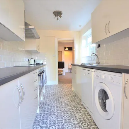 Rent this 5 bed townhouse on Saint Catherine Street in Gloucester, GL1 2BX