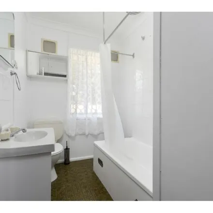 Image 1 - Bell Crescent, Leumeah NSW 2560, Australia - Apartment for rent