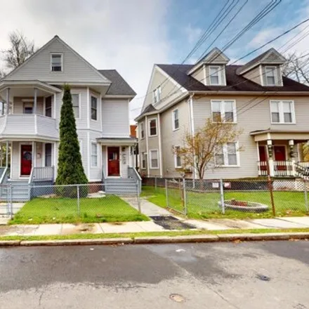 Buy this 6 bed house on 131 Sargeant Street in Hartford, CT 06105