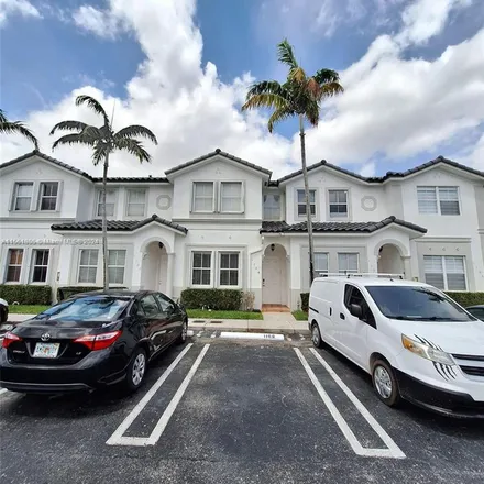 Image 2 - 848 Brickell Avenue, Miami, FL 33131, USA - Townhouse for rent