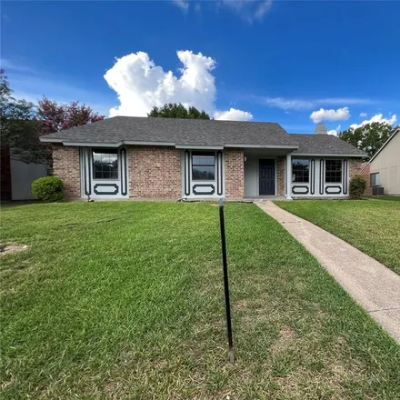Buy this 4 bed house on 1501 Jabbet Drive in Plano, TX 75025