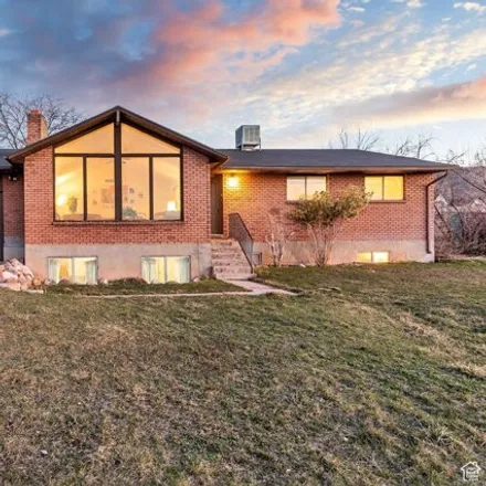 Buy this 5 bed house on 11318 South 1600 West Street in Elk Ridge, Utah County