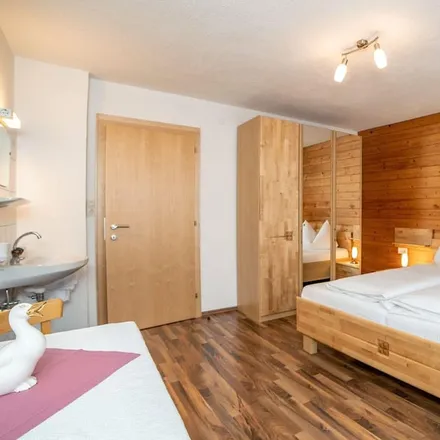 Rent this 3 bed apartment on Platzhaus Wenns in Georg-Matthäus-Vischer-Platz 35, 6473 Brennwald