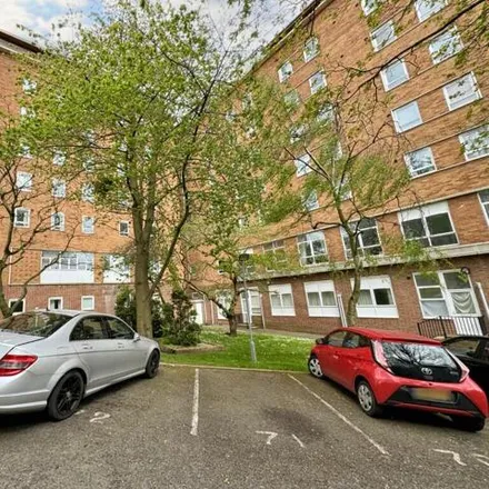 Image 3 - The New Alexandra Court, Woodborough Road, Nottingham, NG3 4LN, United Kingdom - Apartment for sale
