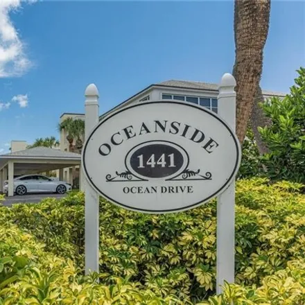 Image 2 - 1301 Ocean Drive, Riomar, Vero Beach, FL 32963, USA - Condo for rent