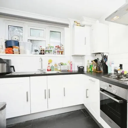 Image 2 - 111 - 133 Baizdon Road, London, SE3 0UQ, United Kingdom - Apartment for sale