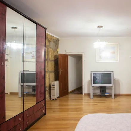 Image 3 - Cruzeiro do Senhor dos Navegantes, Rua da Fonte de Massarelos, 4150-603 Porto, Portugal - Apartment for rent