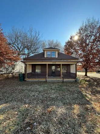 Buy this 3 bed house on 339 North 24th Street in Parsons, KS 67357