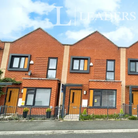 Rent this 3 bed townhouse on Langshaw Street in Salford, M6 5TG