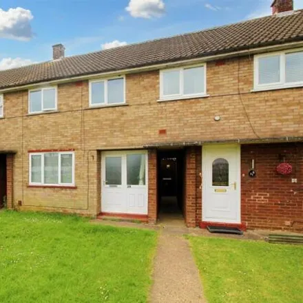 Buy this 2 bed townhouse on Derwent Drive in Bletchley, MK3 7BQ