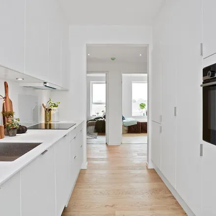 Rent this 3 bed apartment on Brahesbakke 15 in 8700 Horsens, Denmark