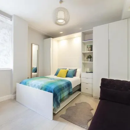 Rent this studio apartment on 5 Westbourne Grove Terrace in London, W2 5SD
