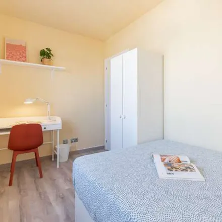 Image 7 - Carrer de Pau Claris, 94, 08007 Barcelona, Spain - Apartment for rent