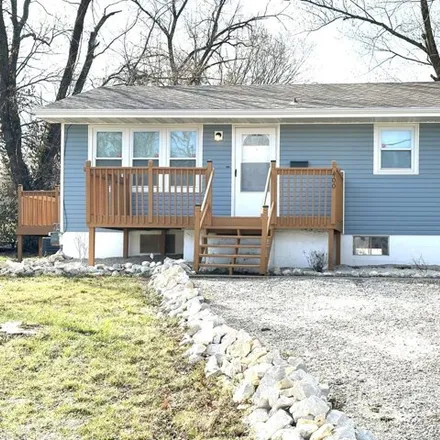 Buy this 2 bed house on 446 Dean Street in Columbia, MO 65203