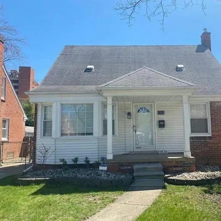 Rent this 3 bed house on Beaumont Hospital - Dearborn in 18101 Oakwood Boulevard, Dearborn