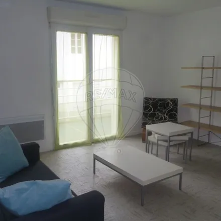 Rent this 2 bed apartment on 6 Rue des Métiers in 44400 Rezé, France