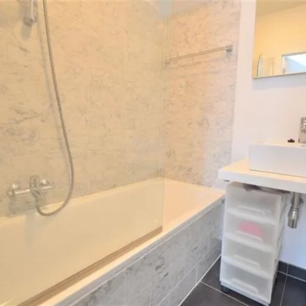 Rent this 1 bed apartment on Avenue des Nénuphars - Waterleliënlaan 30 in 1160 Auderghem - Oudergem, Belgium