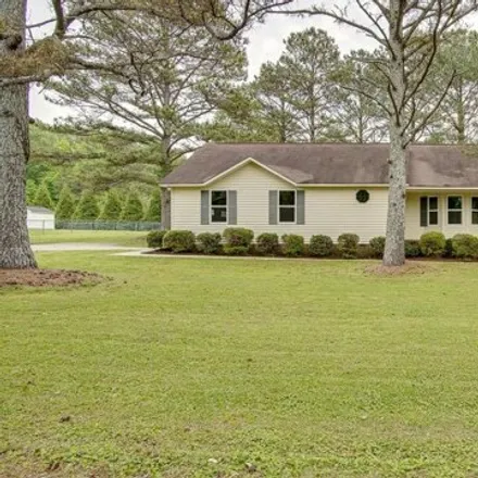 Buy this 3 bed house on 1017 Gannon Circle Northwest in Arab, AL 35016