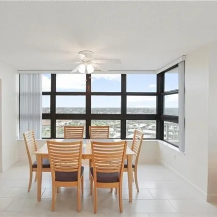 Image 7 - 218 Seaview Court, Marco Island, FL 34145, USA - Condo for rent