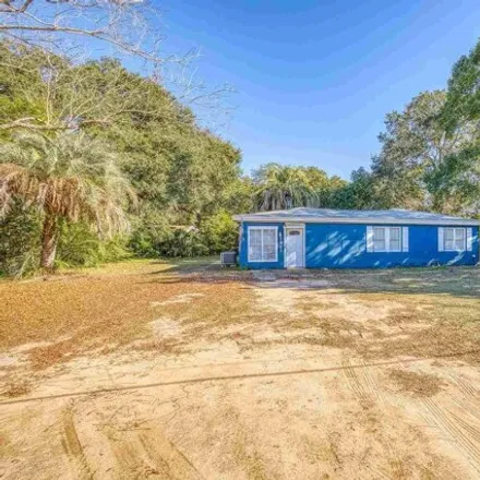 Image 1 - 7964 Graves Road, Ferry Pass, FL 32514, USA - House for sale