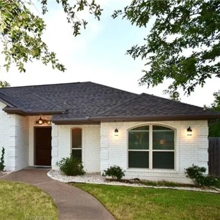 Buy this 3 bed house on 2647 Manchester Drive in Bryan, TX 77802