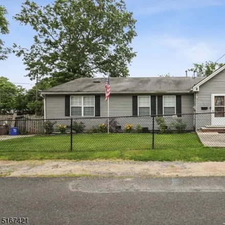 Buy this 4 bed house on 786 Greenwood Avenue in Laurence Harbor, Old Bridge Township