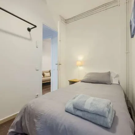 Image 6 - Carrer de Terol, 10, 08001 Barcelona, Spain - Apartment for rent