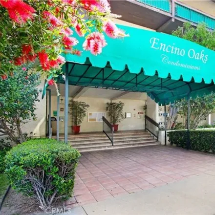 Buy this 1 bed condo on 5436 White Oak Avenue in Los Angeles, CA 91316