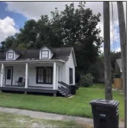Buy this 2 bed house on 260 5th Street in Abbeville, LA 70510