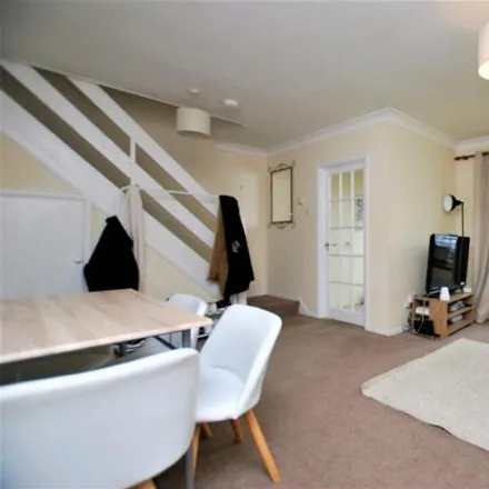 Image 3 - Dray Court, The Chase, Guildford, GU2 7UW, United Kingdom - Duplex for rent