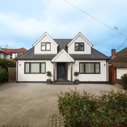 Buy this 4 bed house on Tennyson Road in Hutton, CM13 2SG