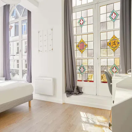 Rent this 3 bed room on 8 Rue des Fossés in 59000 Lille, France