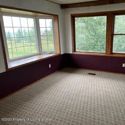 Image 7 - Highway 10 East, Belfield, ND 58622, USA - House for sale